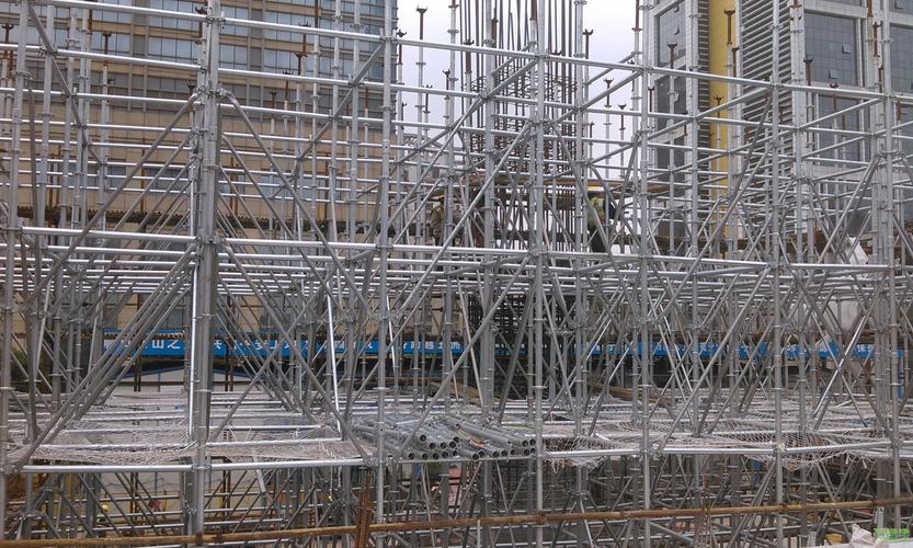 上海出租盤扣式腳手架 專業(yè)服務(wù)與安全首選